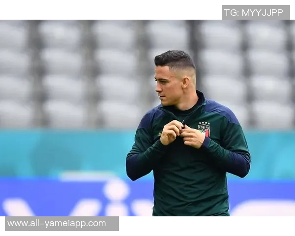 意媒报道拉斯帕多里拒绝加盟罗马优先考虑重返那不勒斯 意媒报道拉斯帕多里拒绝加盟罗马优先考虑重返那不勒斯