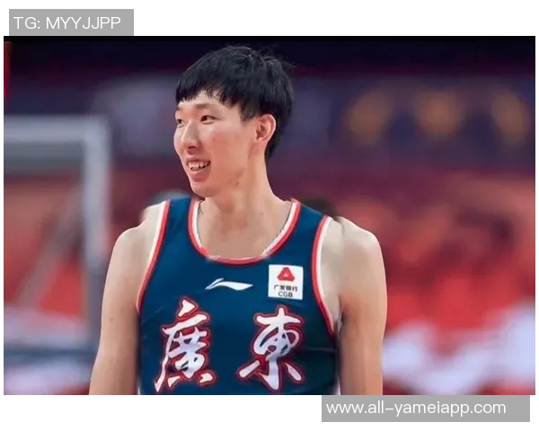 周琦全能表现助力球队8投4中斩获12分14篮板2助攻2盖帽6前场板展现实力